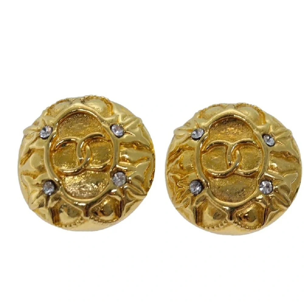 CHANEL Gold Circle 24 karat gold plated Clip On Earrings with the box and tag